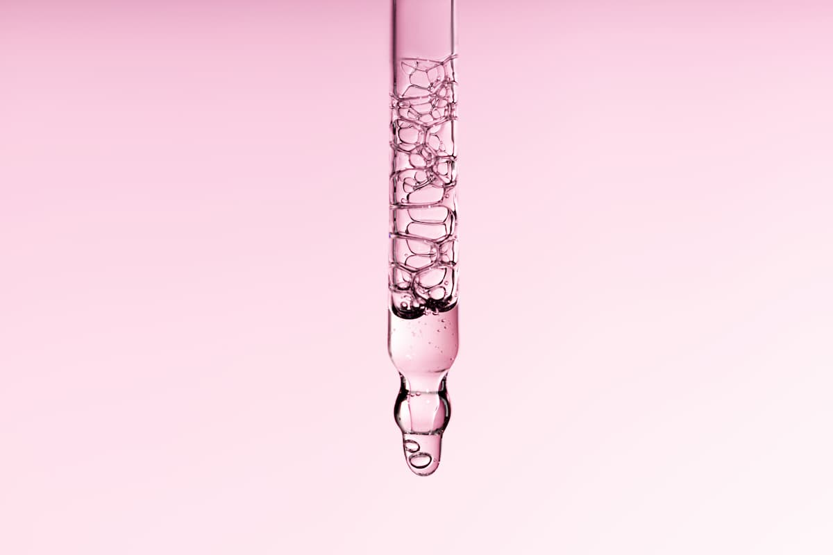 Acide hyaluronique : les techniques d’injection qui transforment la médecine esthétique